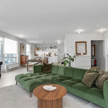 Cozy 2-bedroom Reykjavik